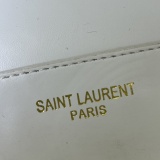 Yves Saint Laurent Classic Mini Box Makeup Bag Size: 18 x 11 x 6.5 CM