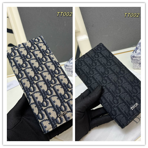 Dior Classic Logo Printed Vertical Wallet Size: 18 x 9 x 2 CM