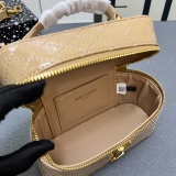 Yves Saint Laurent Classic Mini Box Makeup Bag Size: 18 x 11 x 6.5 CM