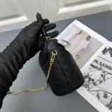 Yves Saint Laurent Fashion Versatile Bucket Bag Chain Strap Crossbody Bag Size: 19 x 17 x 15 CM