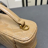 Yves Saint Laurent Classic Mini Box Makeup Bag Size: 18 x 11 x 6.5 CM