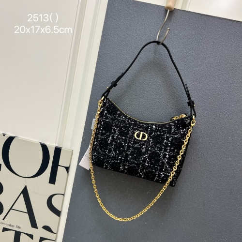 Dior Classic Shoulder Bag Chain Crossbody Bag Shoulder Bag Size: 20 x 17 x 6.5 CM