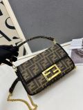 Fendi Fashion Mini Flip Handbag Crossbody Bag Size: 19 x 11.5 x 4 CM