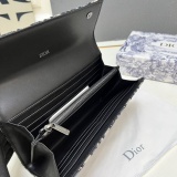 Dior Classic Logo Printed Flip Wallet Size: 19.8 x 11 x 4 CM