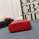 Yves Saint Laurent Classic Mini Box Makeup Bag Size: 18 x 11 x 6.5 CM