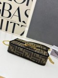 Fendi Fashion Mini Flip Handbag Crossbody Bag Size: 19 x 11.5 x 4 CM