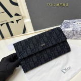 Dior Classic Logo Printed Flip Wallet Size: 19.8 x 11 x 4 CM