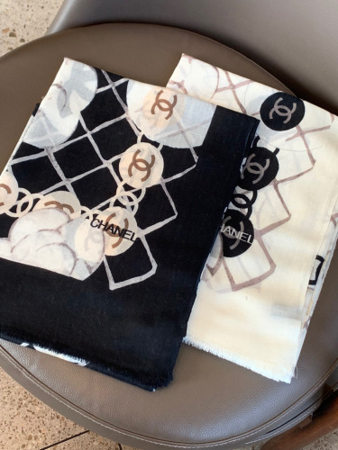 Chanel Fashion Camellia Logo Printed Cashmere Long Scarf Shawl Size: 110 x 200 CM
