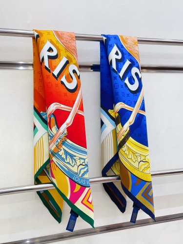 Louis Vuitton Fashion Elegant Versatile Flamingo Logo Printed Silk Square Scarf Size: 90 x 90 CM