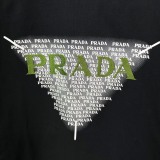 Prada 26SS Fashion Triangle Embroidery Logo T-shirt Unisex Casual Versatile Short Sleeve