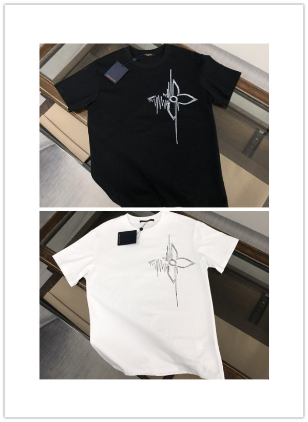 Louis Vuitton Fashion Simple Embroidered Clover T-shirt Couple Loose Casual Short Sleeve