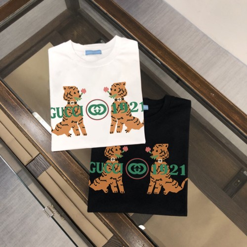 Gucci New Fashion Logo Printed Short Sleeve Unisex Casual Round Neck T-shirt