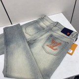 Louis Vuitton 26ss New Fashion Versatile Embroidered Logo Washed Slim Fit Small Straight leg Jeans