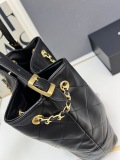 Chanel Retro Vintage Versatile Diamond Grid Chain Diagonal Cross Tote Bag Shopping Bag Size: 33 x 29 x 11 CM