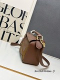 Loewe Fashion Versatile Cowhide Crossbody Bag Handbag Size: 24 x 16.5 x 10.5 CM
