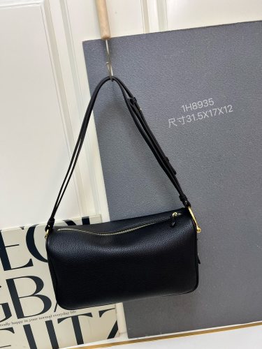 Gucci Fashion Lychee Pattern Leather Shoulder Bag Crossbody Bag Size: 31.5 x 17 x 12 CM
