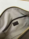 Gucci Fashion Lychee Pattern Leather Shoulder Bag Crossbody Bag Size: 31.5 x 17 x 12 CM