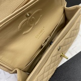 Chanel Fashion CC Leather Diamond Grid Chain Shoulder Bag Crossbody Bag Size: 25.5 x 17.5 x 7 CM