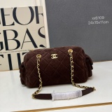 Chanel Fashion Retro Versatile Chain Bowling Bag Size: 15.5 x 24 x 11.5 CM