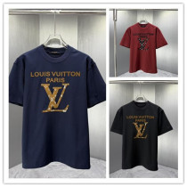 Louis Vuitton 26SS Classic Logo Printed T-shirt Couple Casual Versatile Short Sleeve Louis Vuitton 26SS Classic Logo Printed T-shirt Couple Casual Versatile Short Sleeve