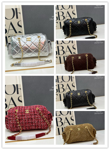 Chanel Fashion Retro Versatile Chain Bowling Bag Size: 15.5 x 24 x 11.5 CM