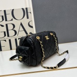 Chanel Fashion Retro Versatile Chain Bowling Bag Size: 15.5 x 24 x 11.5 CM
