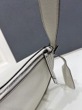 Prada 26ss Fashion Versatile Underarm Bag Handbag Size: 36 x 20 x 11 CM