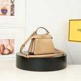 Fendi Fashion Versatile Handbag Crossbody Bag Size: 20 CM