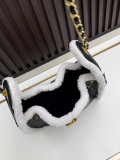 Chanel Fashion CC Chain Handbag Crossbody Bag Size: 27 x 22 x 12 CM