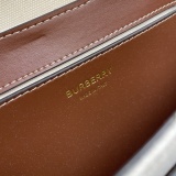 Burberry Fashion Versatile Cross Bag Handbag Size: 25 x 8.5 x 18 CM