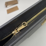 Burberry Fashion Versatile Underarm Bag Handbag Size: 28 x 5 x 14 CM