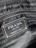 Prada 26ss Fashion Versatile Underarm Bag Handbag Size: 36 x 20 x 11 CM