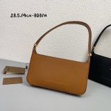 Burberry Fashion Versatile Underarm Bag Handbag Size: 28 x 5 x 14 CM