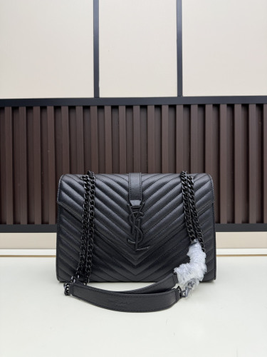 Yves Saint Laurent Classic Retro Flip Chain Shoulder Bag Size: 31 x 23 x 6 CM