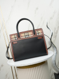Burberry Classic Retro Pattern Rivet Handbag Crossbody Bag Size: 32 x 15 x 25 CM