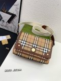 Burberry Classic Versatile Checkered Cross Bag Handbag Size: 25 x 8.5 x 18 CM
