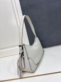 Prada 26ss Fashion Versatile Underarm Bag Handbag Size: 36 x 20 x 11 CM