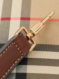 Burberry Fashion Retro Pattern Rivet Handbag Crossbody Bag Size: 26 x 13.5 x 20 CM