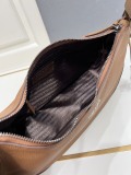Prada 26ss Fashion Versatile Underarm Bag Handbag Size: 36 x 20 x 11 CM