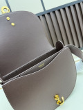 Burberry Fashion Versatile Cowhide Crossbody Bag Handbag Size: 24 x 20.5 x 8 CM