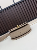 Burberry Fashion Versatile Cowhide Crossbody Bag Handbag Size: 24 x 20.5 x 8 CM