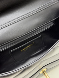 Chanel Fashion Versatile Leather Chain Crossbody Bag Handbag Size: 26 x 13.5 x 6 CM