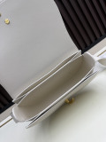 Burberry Fashion Versatile Cowhide Crossbody Bag Handbag Size: 24 x 20.5 x 8 CM