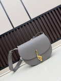 Burberry Fashion Versatile Cowhide Crossbody Bag Handbag Size: 24 x 20.5 x 8 CM