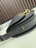 Burberry Fashion Versatile Cowhide Crossbody Bag Handbag Size: 24 x 20.5 x 8 CM