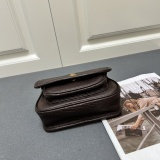 Yves Saint Laurent Fashion Sheepskin Shoulder Bag Crossbody Bag Size: 18.5 x 12 x 7 CM