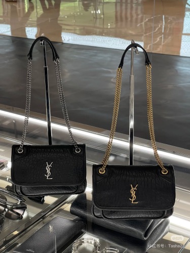 Yves Saint Laurent Fashion Sheepskin Shoulder Bag Crossbody Bag Size: 18.5 x 12 x 7 CM