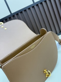Burberry Fashion Versatile Cowhide Crossbody Bag Handbag Size: 24 x 20.5 x 8 CM