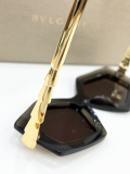 Bvlgari Serpent Fashion Versatile Geometric Frame Glasses Sunglasses Size: 51-19-145