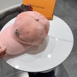 Louis Vuitton Fashion Retro Versatile Duck Tongue Hat Couple Baseball Hat